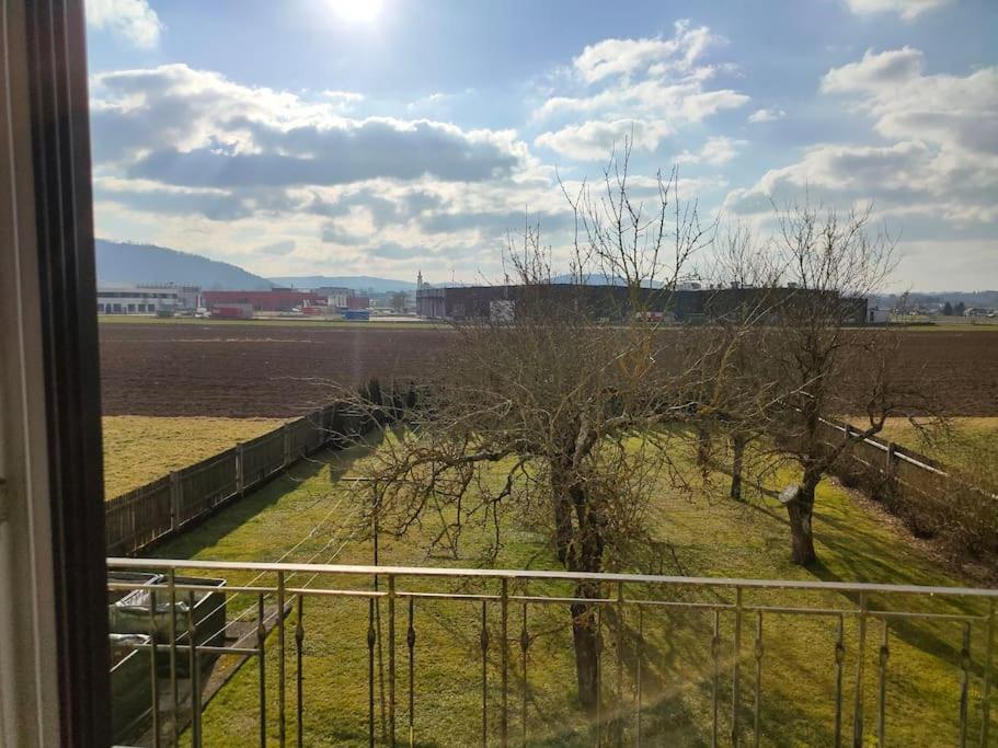 Ferienwohnung Laendlich Und In Seenaehe Schörfling Exterior foto